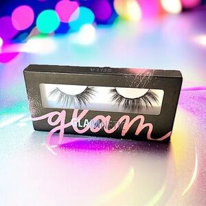 GLAMNETIC Bella Lashes NIB MSRP $29.99 -Free Bag With Purchase